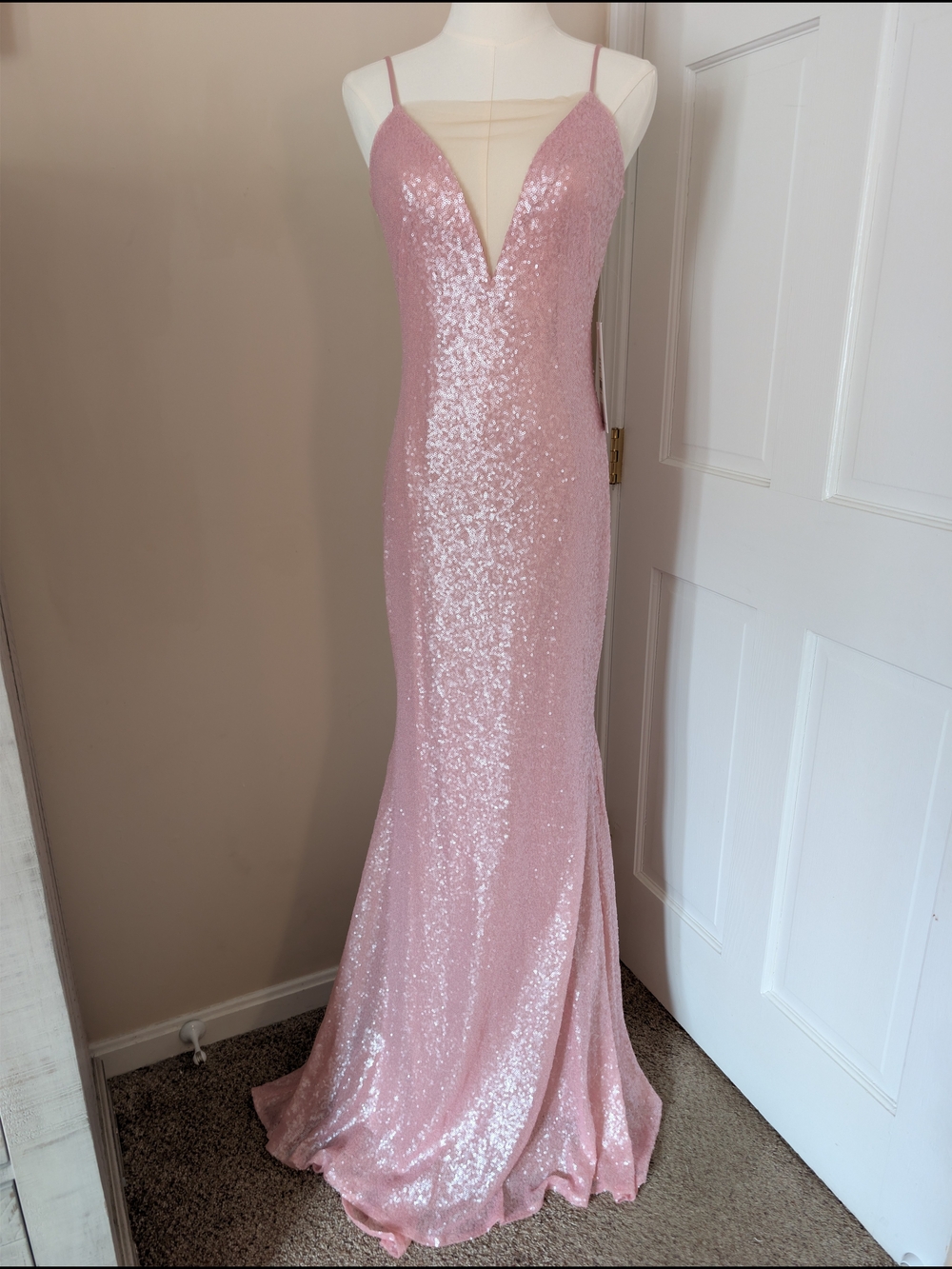 NWT THEIA Rose Pink Sequin Plunge Neck Backless Formal Gown Dress Size 6 $695